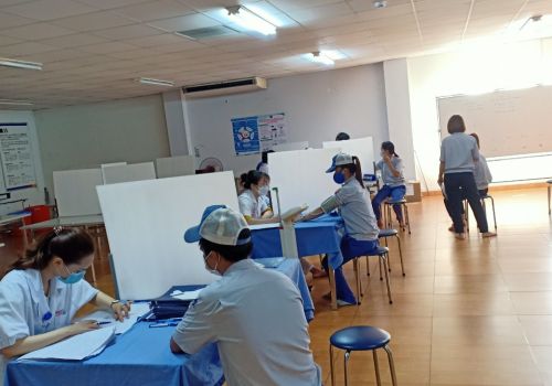 Hoạt động khám sức khoẻ hàng năm tại công ty