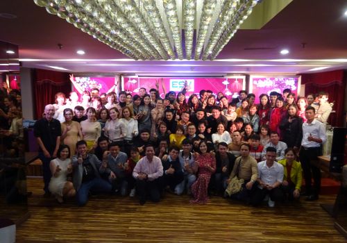 Tiệc tất niên hàng năm