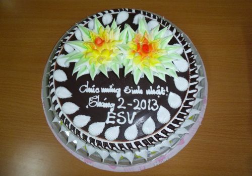 Tiệc sinh nhật hàng tháng